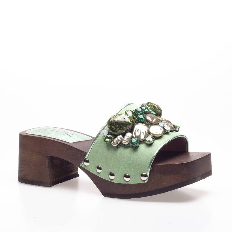 Clog green sandal
