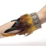Feathers bracelet