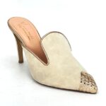 Beige suede heel