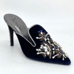 Blue velvet heel